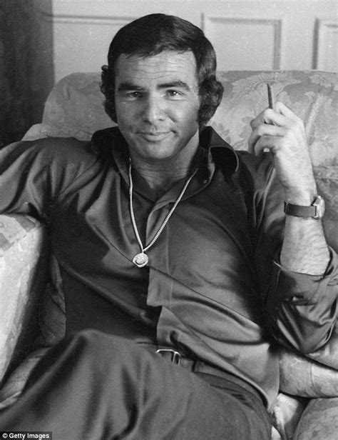 Burt Reynolds regrets naked 1972 Cosmopolitan centerfold photo。